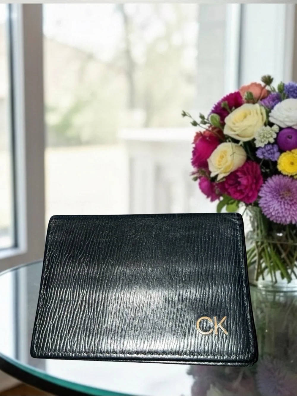 Calvin Klein Men's Black Textured Genuine Leather Bifold Wallet